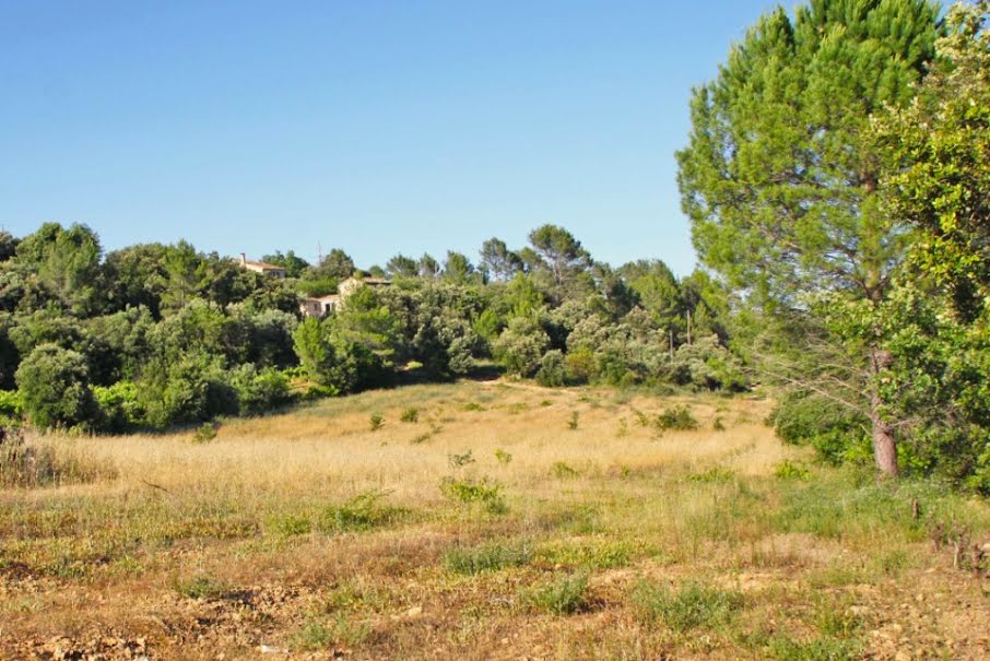 Vente terrain  1815 m² à Carces (83570), 175 000 €