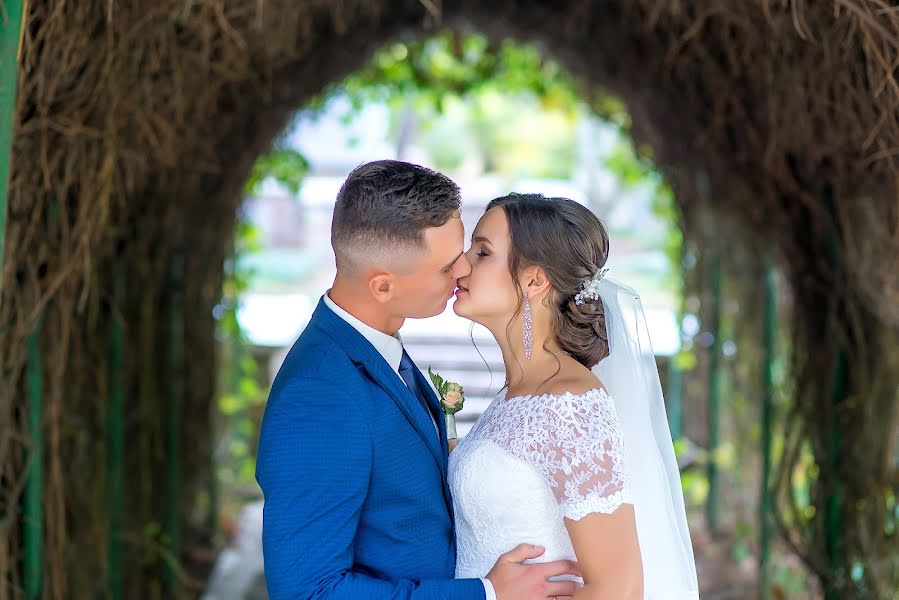 Wedding photographer Oleksandra Podgola (podgola). Photo of 16 December 2019