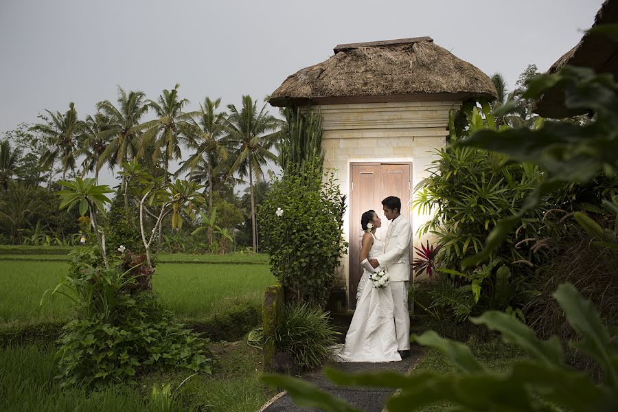 Fotógrafo de casamento Eka Susila (ekasusila). Foto de 14 de abril 2015