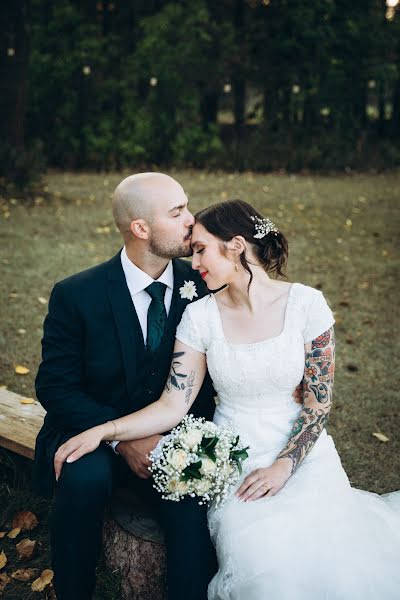 Fotógrafo de casamento Olesia Karatsiuba (olesiakaratsiuba). Foto de 27 de janeiro