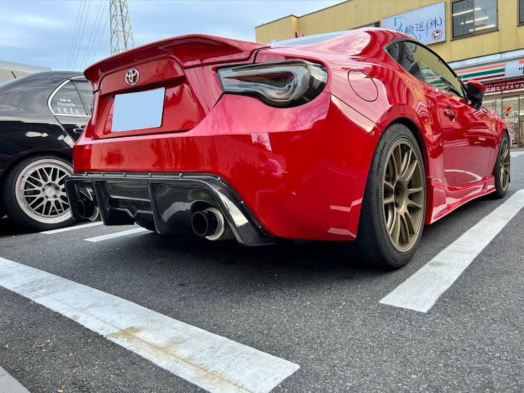 86の86・イングスエアロ・チャージスピード・エアロ交換に関するカスタム事例の投稿画像2枚目