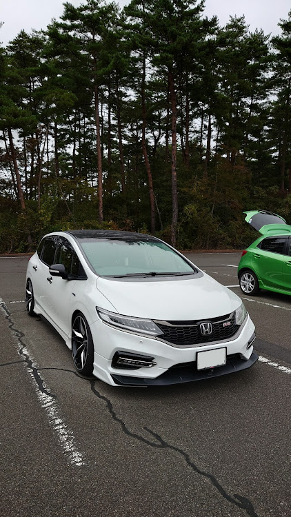 YOU『ゆう』さんが投稿したCarWing・車好きと繋がりたいに関するカスタム事例の投稿画像3枚目