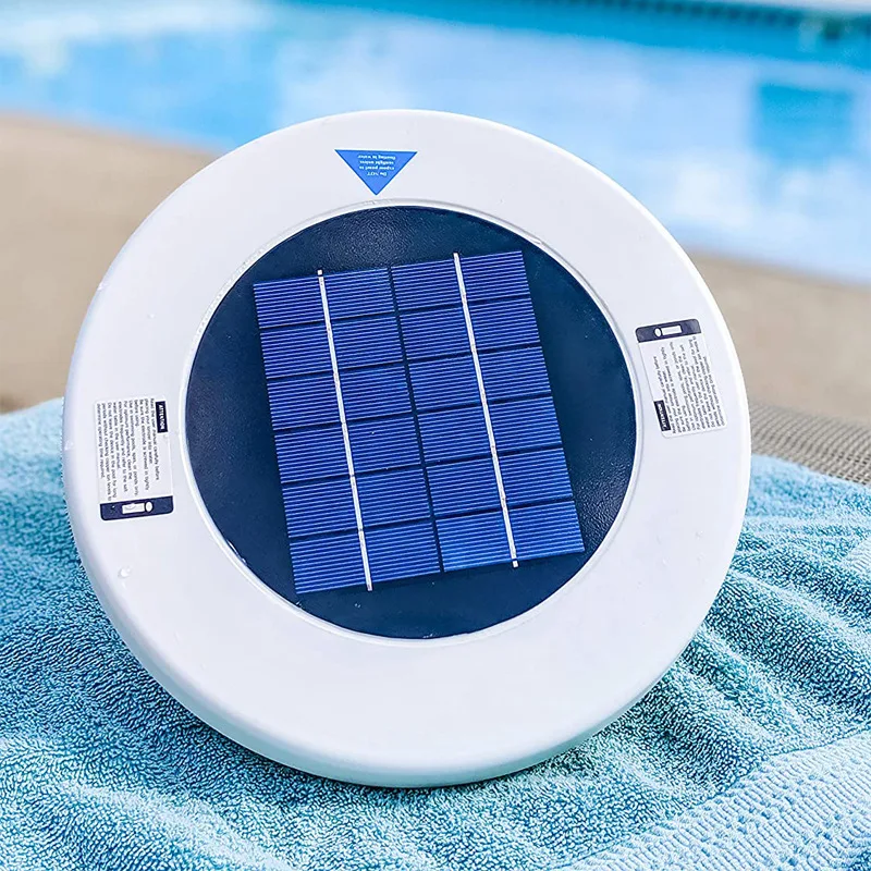 Purificateur Solaire pour Piscine Ions Cuivre-Argent. Désinfection et Anti-algues pour une Eau Claire. Profitez d'une piscine propre et saine.