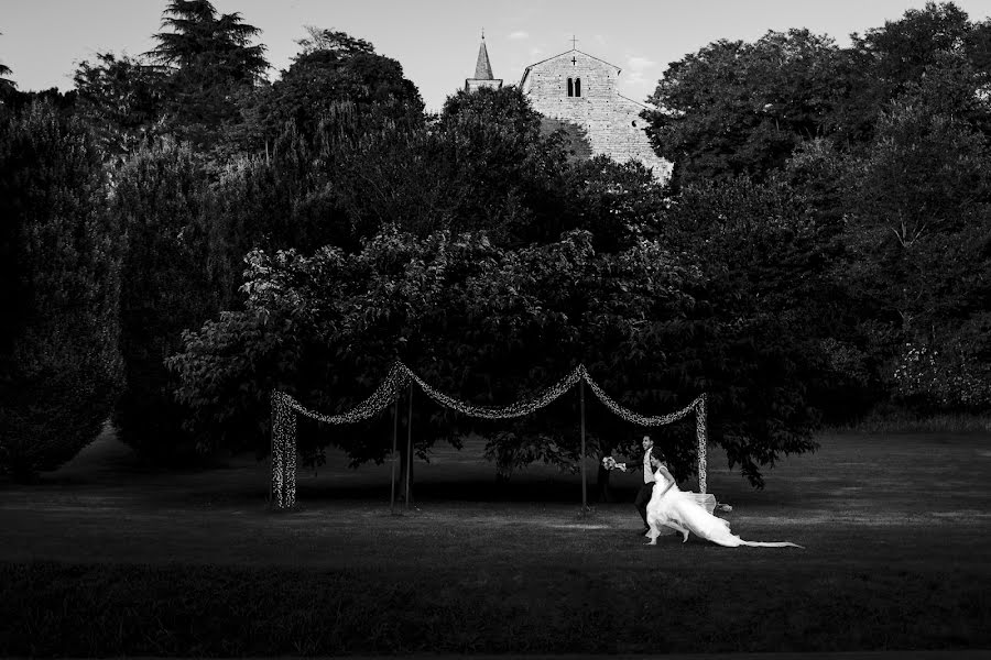 Fotografo di matrimoni Gabriele Latrofa (gabrielelatrofa). Foto del 27 ottobre 2021