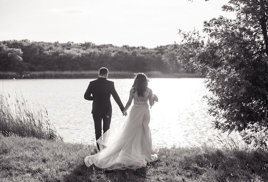 Fotógrafo de casamento Reperger Miklós (repergermiklos). Foto de 24 de maio 2022