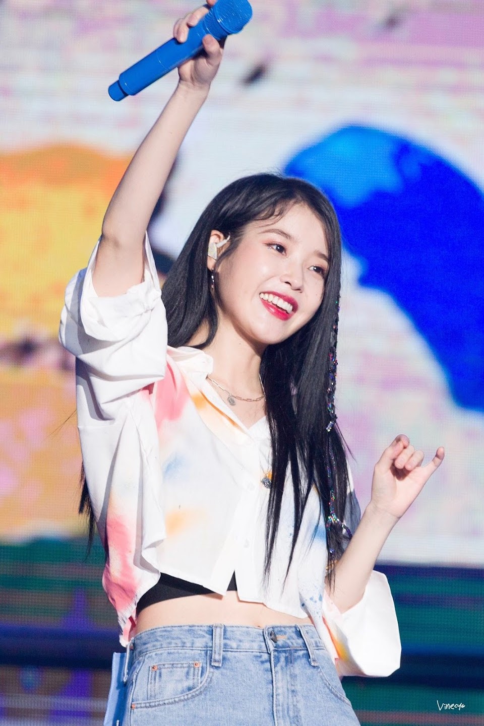 IU's Drummer Reveals IU's True Personality Behind The Scenes - And It's