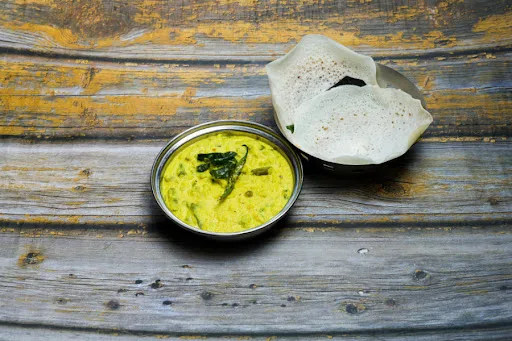 Veg Korma With Appam