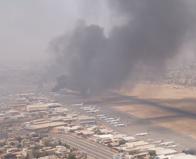 Smoke rises as army and paramilitaries clash in Khartoum, Sudan, April 15 2023. Picture: INSTAGRAM @LOSTSHMI/REUTERS