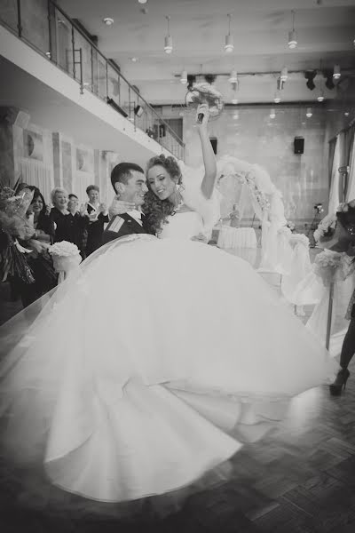 Fotógrafo de casamento Anastasiya Kostromina (akostromina). Foto de 29 de junho 2017