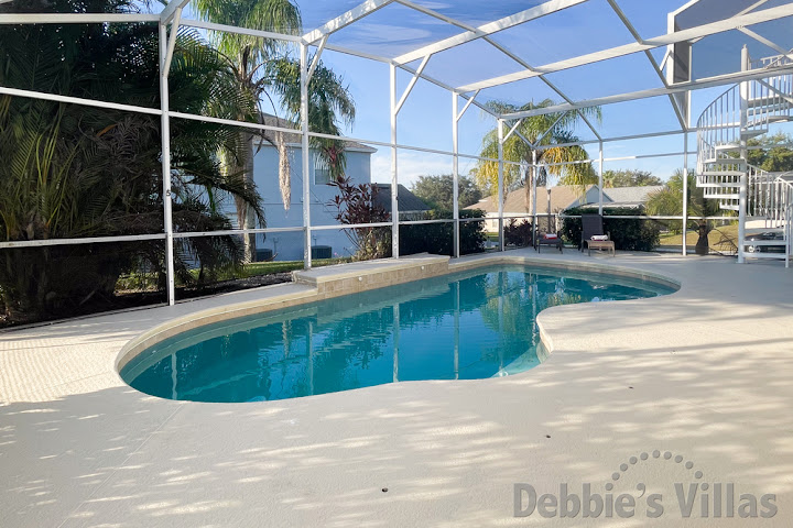 Large peaceful pool deck at this Highlands Reserve vacation villa