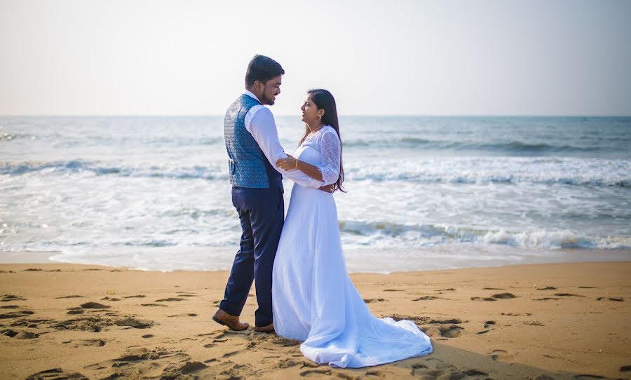 Fotógrafo de casamento Balaravidran Rajan (firstframe). Foto de 21 de novembro 2017