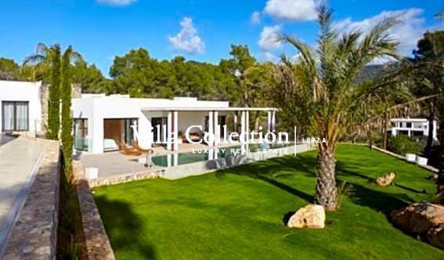 Villa with pool and terrace Ibiza