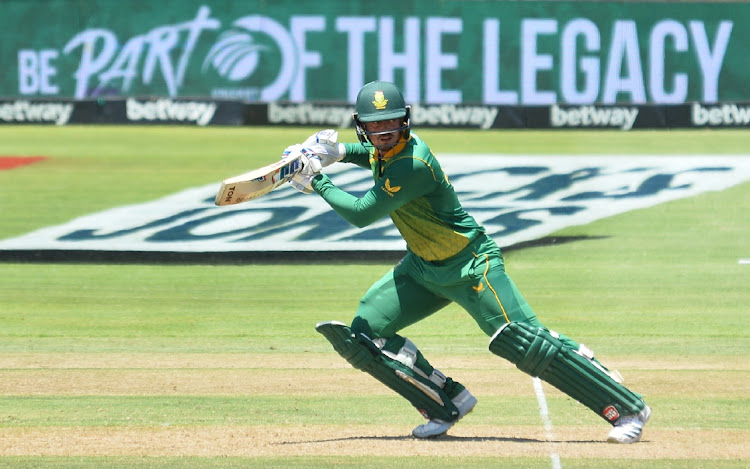 Quinton de Kock starred for SA with a hundred in narrow four runs win over India at Newlands Stadium.