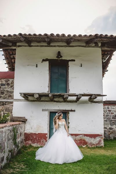 Fotógrafo de casamento Ezequiel Tlaxcala (ephotocinema). Foto de 18 de abril 2020