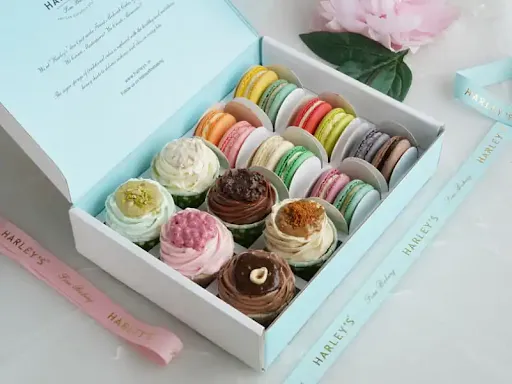Pack Of 6 Crocante Cupcakes And 12 Macarons