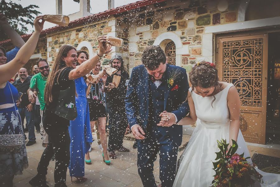 Fotógrafo de casamento Michalis Batsoulas (batsoulas). Foto de 5 de dezembro 2019