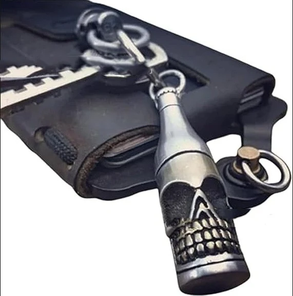 Creatieve Haai Raket Schedel Sleutelhanger Unieke Sleutelaccessoire Duurzaam en Opvallend Design Ideaal Cadeau Stijlvol en Functioneel