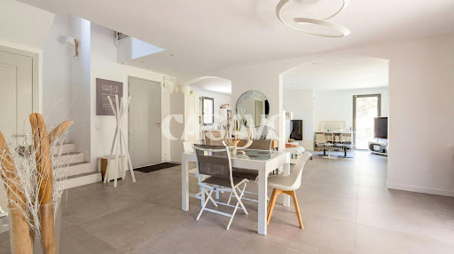 Propriété avec piscine 5