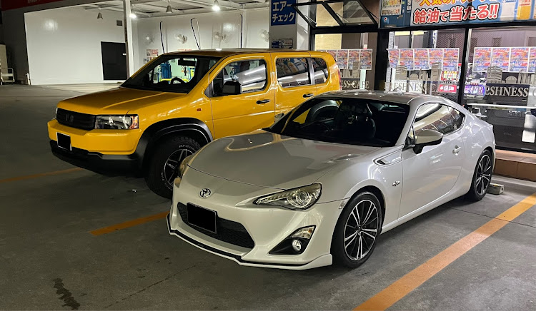 86の洗車day・友達と洗車・写真ムズイ・休み前夜はテンションアガる⤴️に関するカスタム事例の投稿画像1枚目