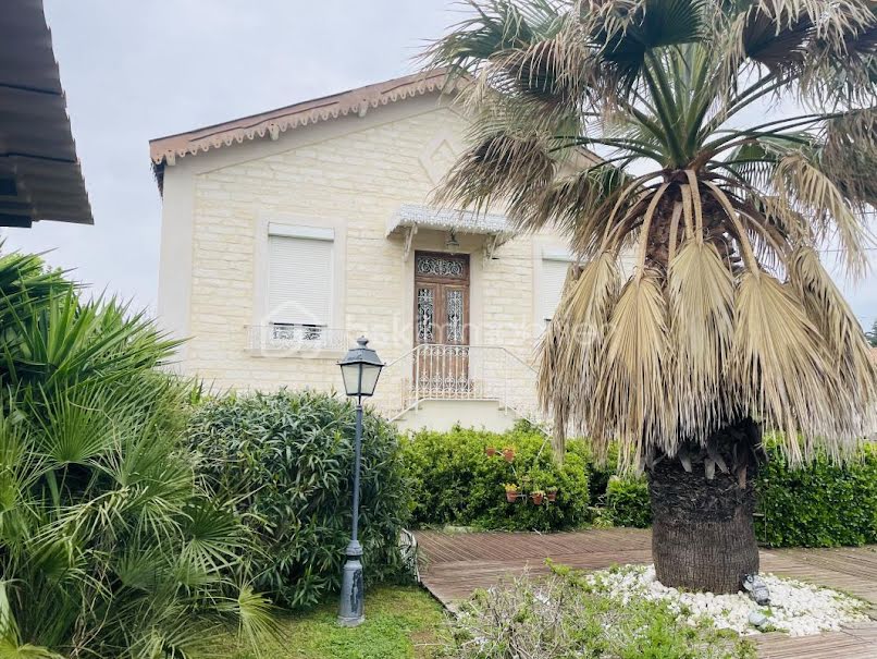 Vente propriété 7 pièces 200 m² à Sète (34200), 1 090 000 €