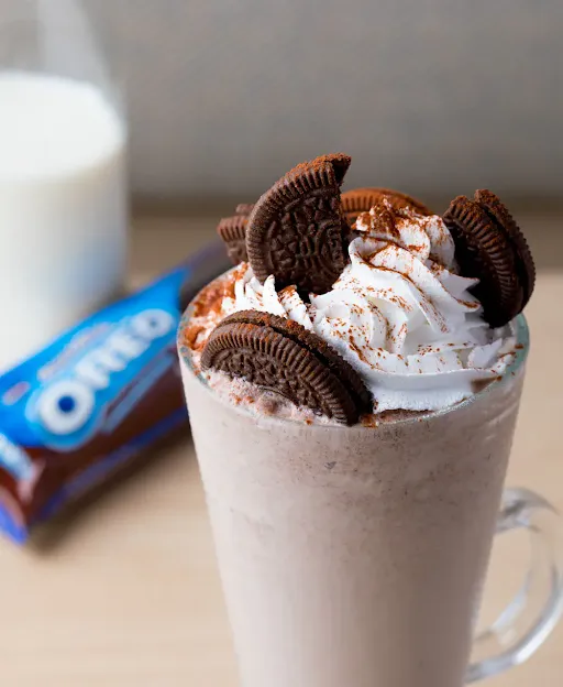 Oreo Cookies & Cream Milkshake