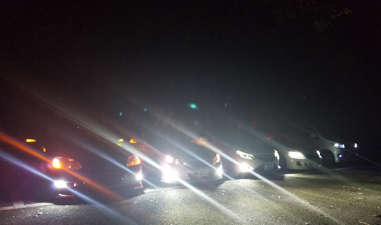 ワゴンRスティングレーの12000kは伊達じゃない・LEDほど明るすぎもしなければ、6000kに絶望もしちゃいない！・HIDが死んだ時のあの暗さ！存分に思い出せ・いやー青綺麗(*’ω’*)に関するカスタム事例の投稿画像3枚目