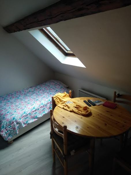 Location meublée appartement 1 pièce 25 m² à Amiens (80000), 380 €