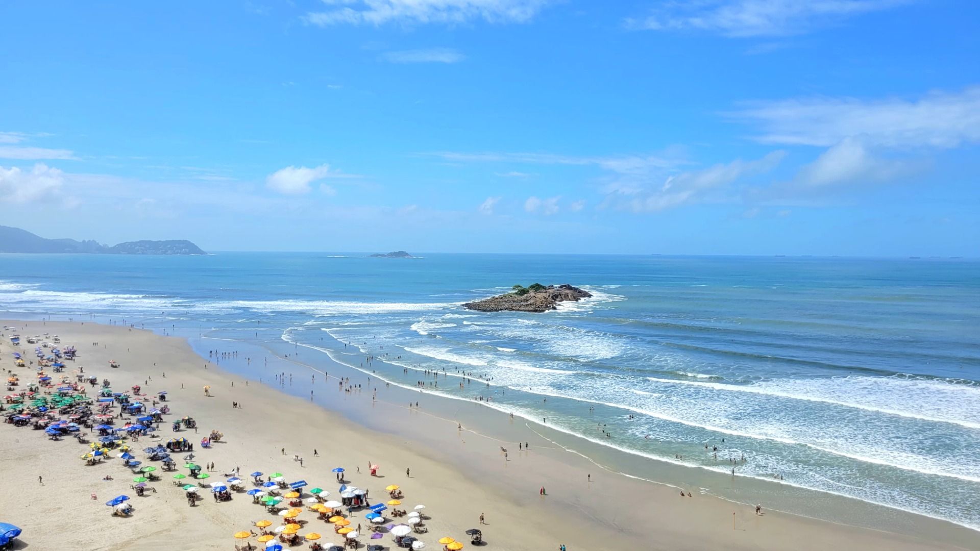 Apartamentos à venda Praia da Enseada