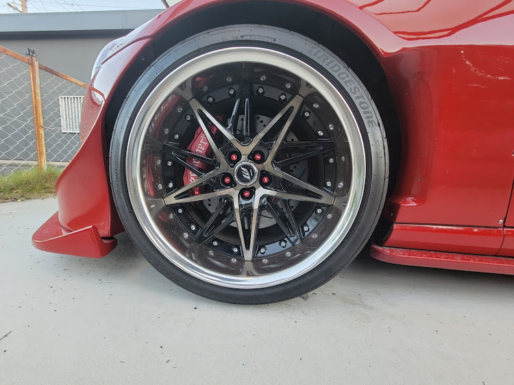 86のマフラー出口を見てみたい・ロケバニ・ロケットバニー・ロケットバニー86・Rocket Bunnyに関するカスタム事例の投稿画像2枚目
