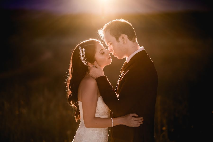 Fotógrafo de casamento Paola Gutiérrez (alexypao). Foto de 11 de outubro 2018