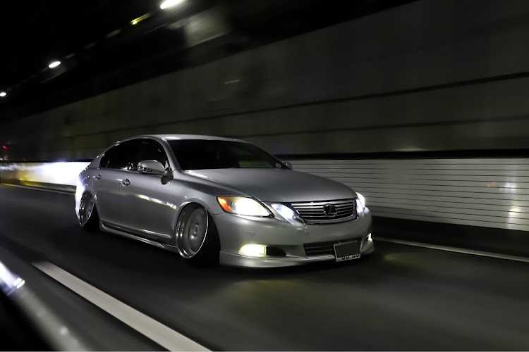 GSのパッショネイトブラックインテリア・GS350・ホイール交換・秋ドレ♫に関するカスタム事例の投稿画像1枚目
