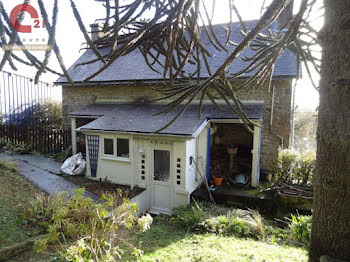 maison à Saint-Nicolas-du-Pélem (22)