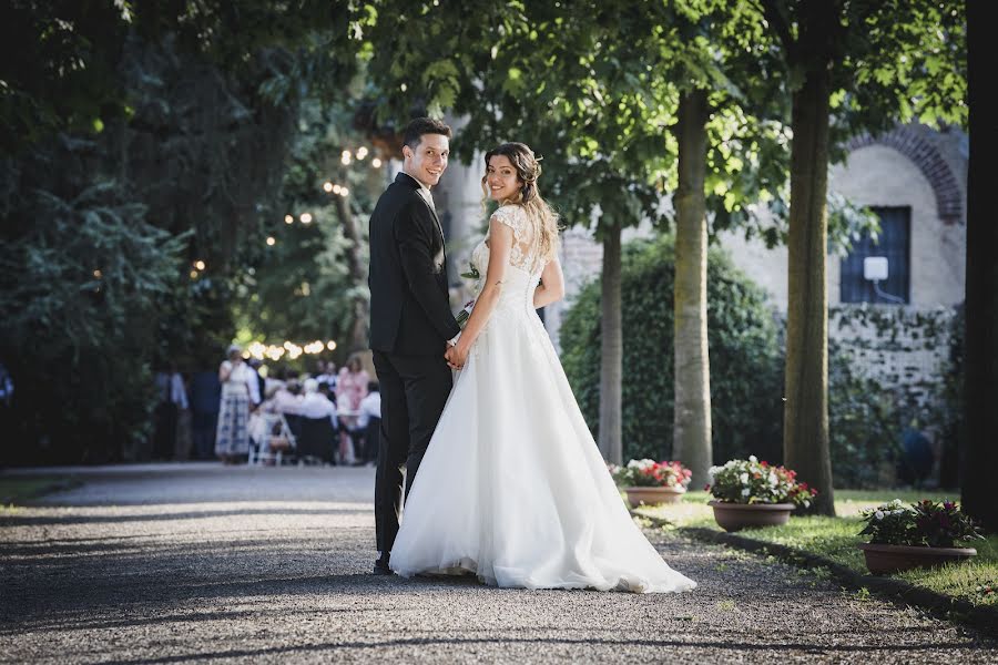 Fotografo di matrimoni Marco Angeri (marcoangeri). Foto del 4 ottobre 2022