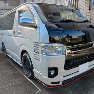 ハイエースバン TRH200V