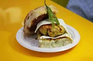 Vada Pav Junction photo 4