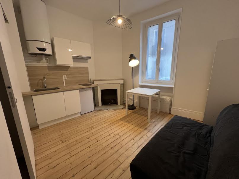 Location meublée appartement 1 pièce 15 m² à Dijon (21000), 445 €