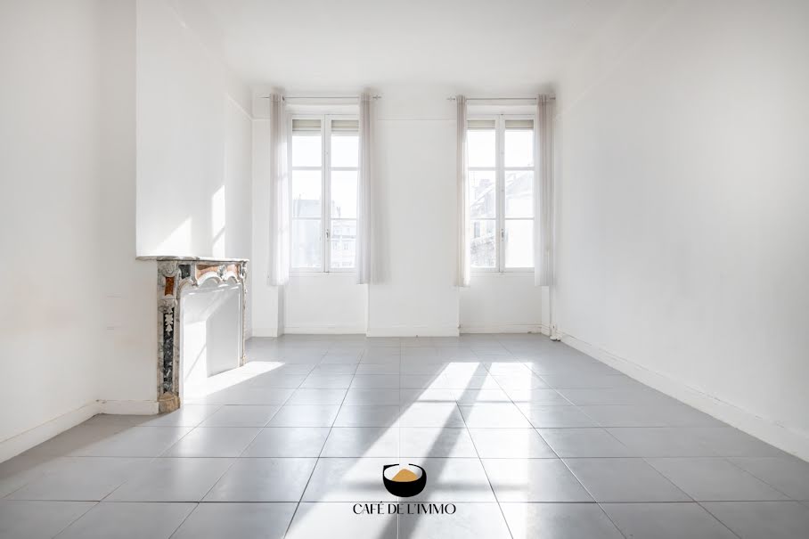 Vente appartement 4 pièces 146 m² à Marseille 1er (13001), 315 000 €