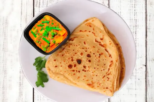 Aloo Matar Masala With 3 Plain Wheat Paratha