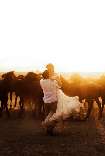 Fotografo di matrimoni Rahle Rabia (rhlrbphoto). Foto del 9 marzo 2023