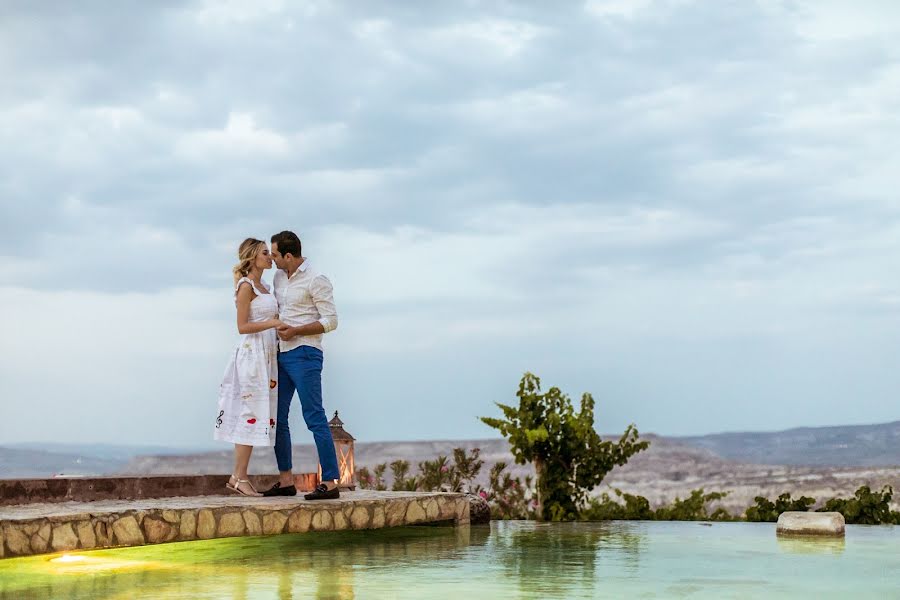 Fotógrafo de casamento Orçun Yalçın (orcunyalcin). Foto de 2 de agosto 2017