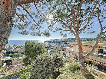 appartement à Roquebrune-Cap-Martin (06)