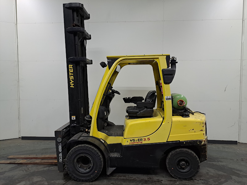 Picture of a HYSTER H3.5FT