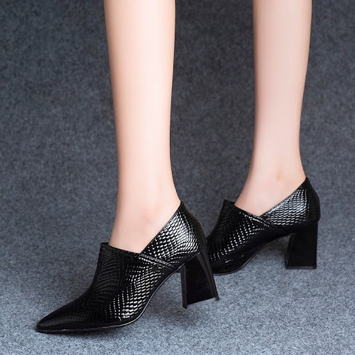 Title 5, Pointed-toe slip-on thick high heel fashion cas...