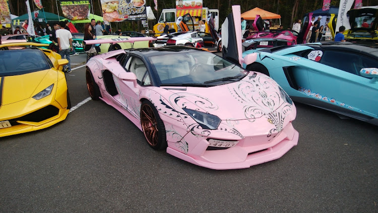 りゅーちゃんさんが投稿した富士北嶺駐車場・諸星一家・ワイスピに関するカスタム事例の投稿画像3枚目