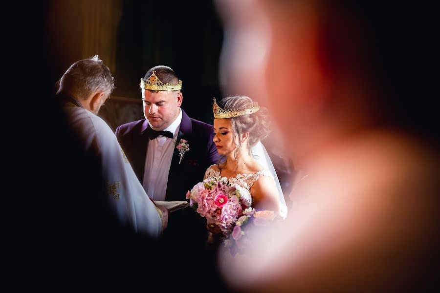 Fotografo di matrimoni Cata Bobes (catabobes). Foto del 10 giugno 2019