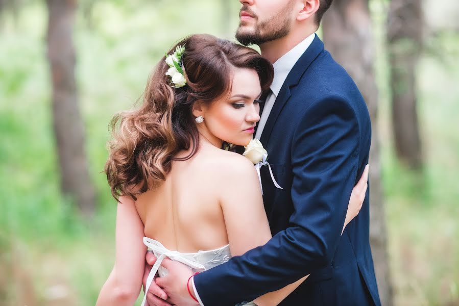 Fotógrafo de casamento Aleksandr Malyukov (malyukov). Foto de 17 de outubro 2017