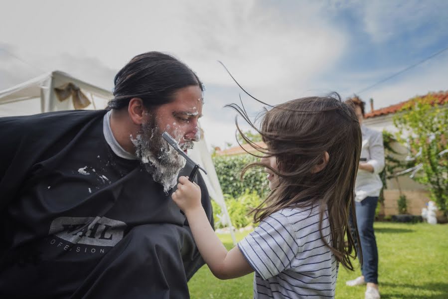 Wedding photographer Stauros Karagkiavouris (stauroskaragkia). Photo of 30 June 2017