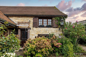 maison à Villeneuve-sur-Yonne (89)