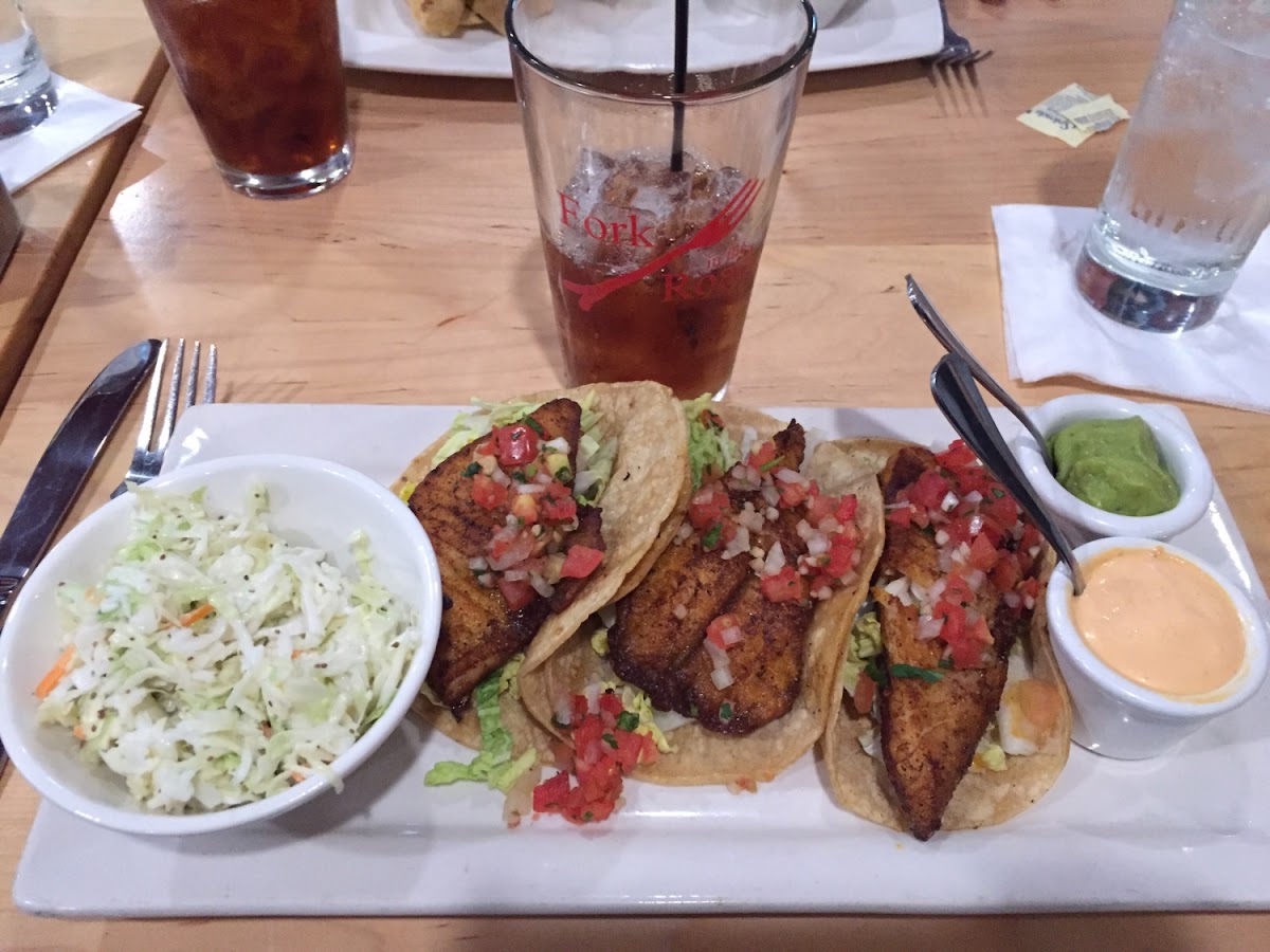 Fish tacos with coleslaw