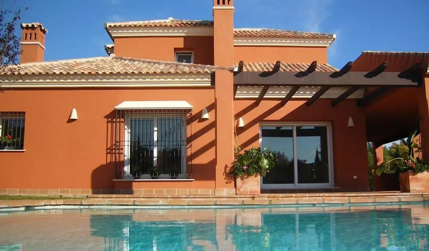 Villa with pool and terrace Sotogrande